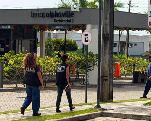 Idosa é resgatada após 55 anos de trabalho sem salário em condomínio de luxo