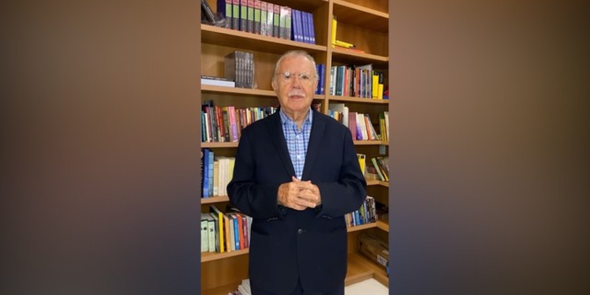 Ex-presidente da República, José Sarney, parabeniza Lula pela vitória em segundo turno