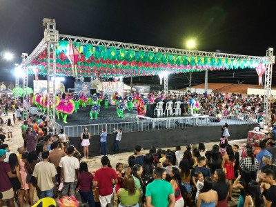 2º dia do Arraiá Luar do Sertão reúne grande público e fortalece Matões no circuito das grandes festas juninas