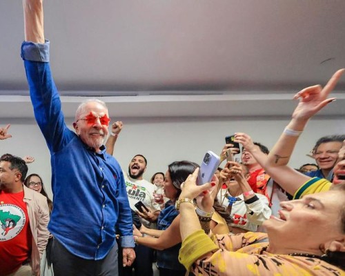 Como Lula conseguiu fazer virada inédita no 2º turno?