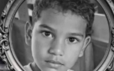 Criança de 6 anos morre após acidente envolvendo mochila com facas no interior do Amazonas