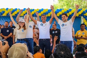 Nonatinho reúne multidão em grande adesivaço e dá início à campanha em Matões