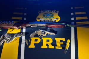 Ação na BR-316: PRF Intercepta Dupla de Moto e Apreende Armas Escondidas em Caxias (MA)