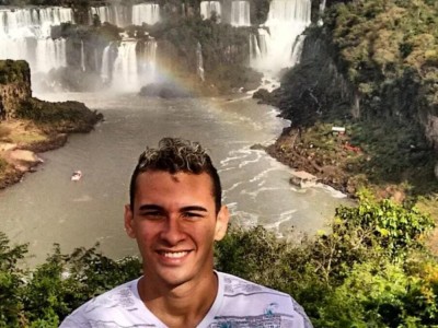 Homem de 30 anos é encontrado morto dentro de um carro em São Luís