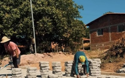 Prefeitura de Parnarama intensifica melhorias na infraestrutura das ruas da cidade