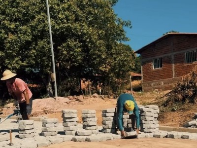 Prefeitura de Parnarama intensifica melhorias na infraestrutura das ruas da cidade