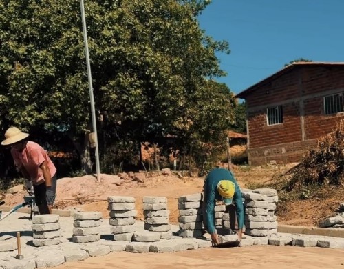 Prefeitura de Parnarama intensifica melhorias na infraestrutura das ruas da cidade