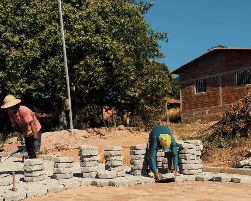 Prefeitura de Parnarama intensifica melhorias na infraestrutura das ruas da cidade