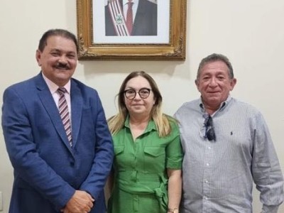 Pré-candidato a deputado estadual, Rubão usa o Palácio dos Leões para atrair adversários de Brandão