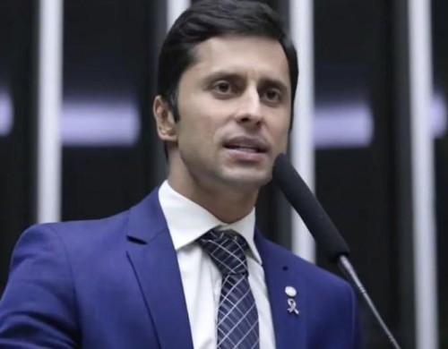 Duarte Jr. relata ataque a tiros contra carro durante agenda em Morros