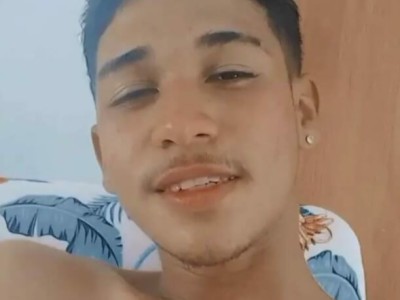 Adolescente é morto a tiros na frente da mãe na Vila Paraíso em Caxias 