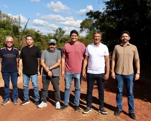 Prefeito Nonatinho acompanha recuperação de estrada na Zona da Mata e reforça compromisso com a infraestrutura rural