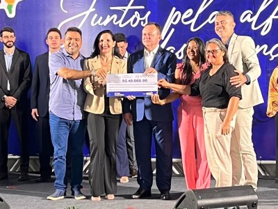 Educação de Gonçalves Dias recebe prêmio da Escola Digna em São Luís 