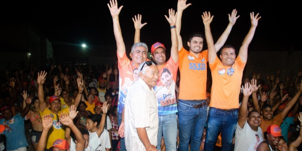 Expedito Carneiro mostra força política e reúne multidão de amigos em apoio a Pedro Neres e Edilázio no bairro Codó Novo