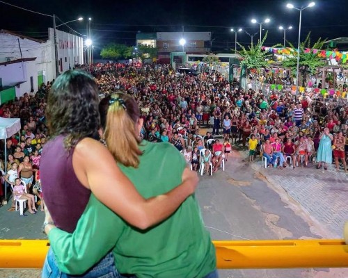     Em demonstração de força política, Grupo G6 reúne multidão em Festa das Mães em Aldeias Altas