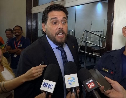     Da equipe do CQC a comunicadores locais: episódios envolvendo Daniel Barros voltam ao debate