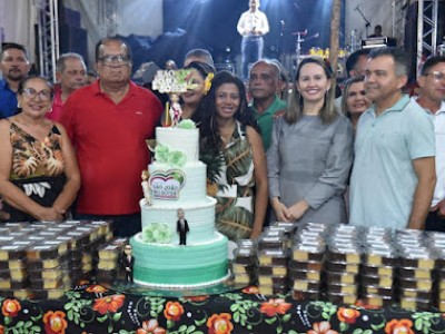 Prefeita Josa Silva comemora os 27 anos de emancipação política entregando obras à população de São João do Sóter