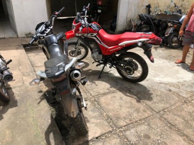 Polícia Militar recupera motos roubadas em Caxias