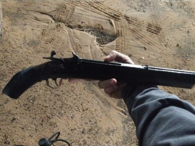 Polícia Militar realiza prisão e aprende arma de fogo durante Operação Bairro Seguro em Coelho Neto