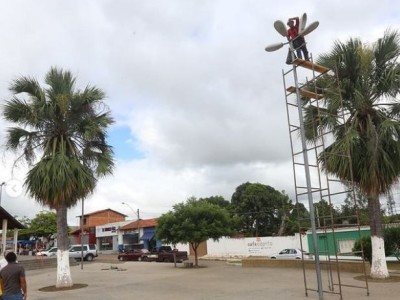 Prefeitura inicia reestruturação da iluminação da Praça Lula Pereira em Matões 