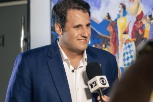 Orleans Brandão apresenta propostas para economia, saúde e infraestrutura durante entrevista ao JM1