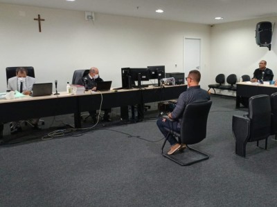 Homem é condenado pelo Tribunal do Júri pelos homicídios do pai e madrasta em São Luís	