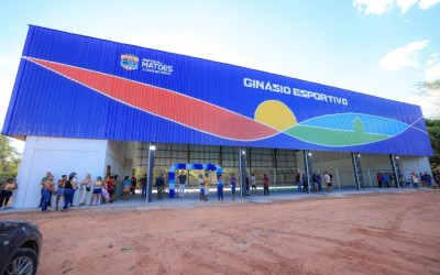 Com apoio de Cláudia Coutinho e Juscelino Filho, Nonatinho entrega água e esporte para Matões