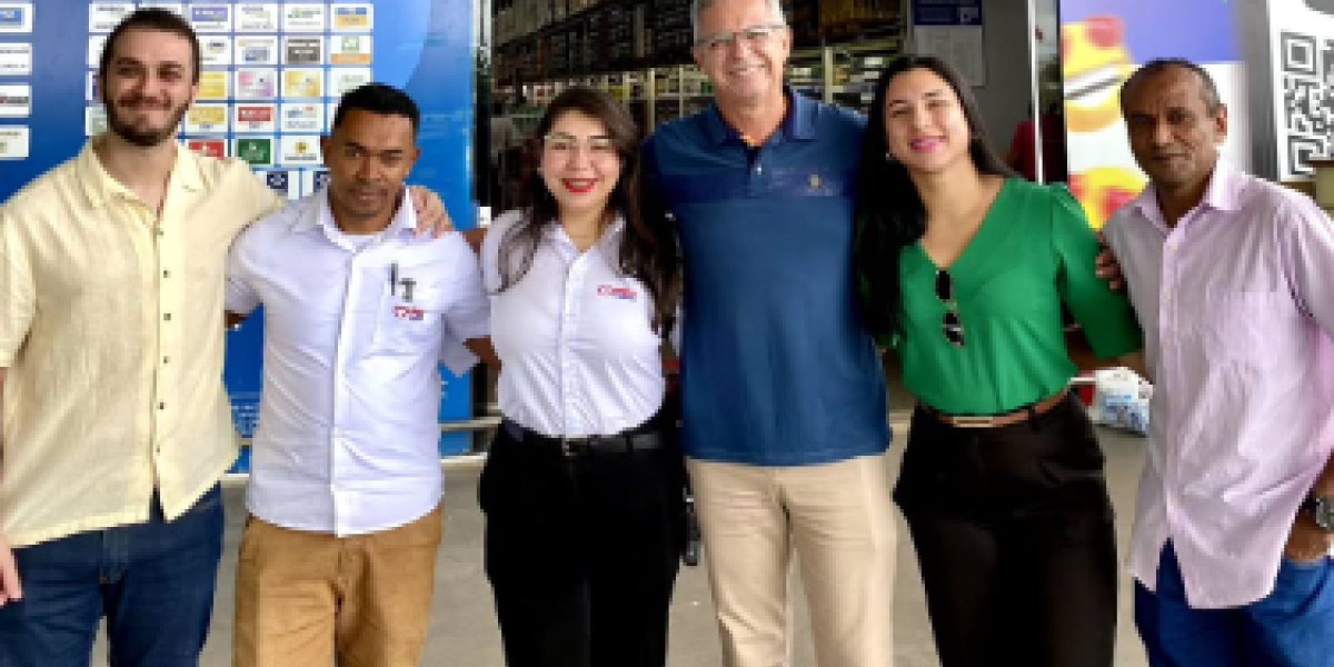 Secretário de Governo Arthur Quirino fortalece parceria com supermercado Mateus em Caxias