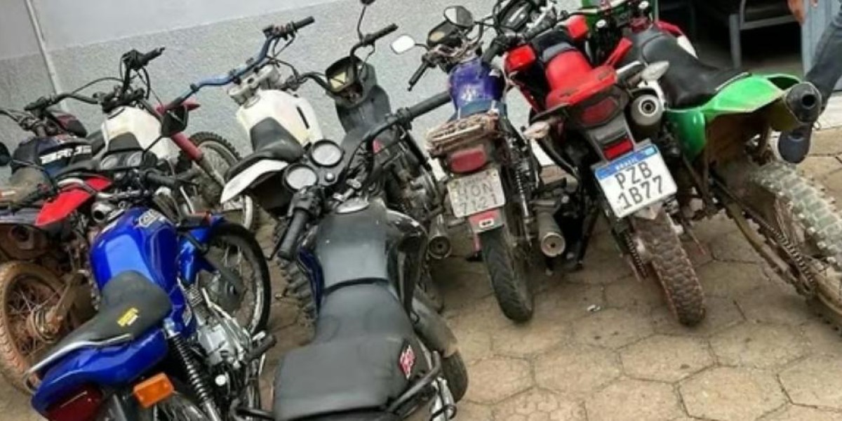 Nove motos roubadas são encontradas em oficinas suspeitas de desmanche em Grajaú