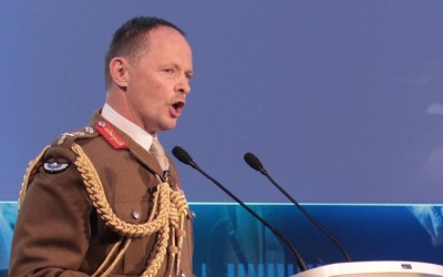 Reino Unido: chefe do Exército diz que governo deve preparar população para guerra