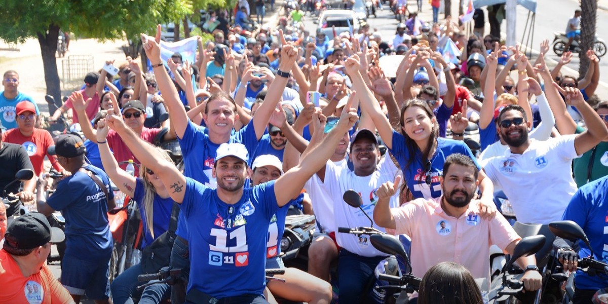 Milhares de pessoas participam da Motocada do Gentil Neto  