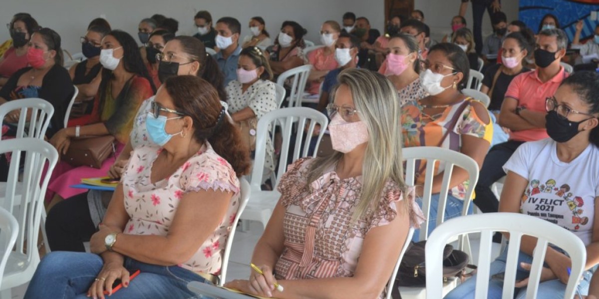 Gestores, Coordenadores e Técnicos da SEMECT recebem orientações sobre o Censo Escolar