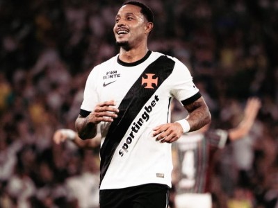 Jogador do Vasco é alvo de buscas em investigação sobre tráfico de armas e drogas