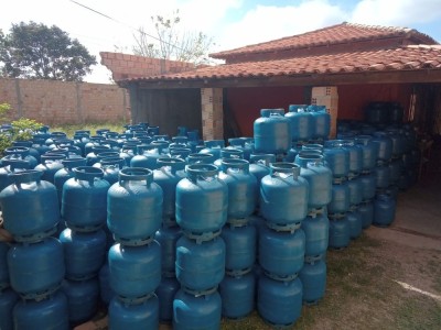 Homem é preso suspeito de receptar carga roubada de 500 botijões de gás de cozinha em Penalva, no interior do Maranhão