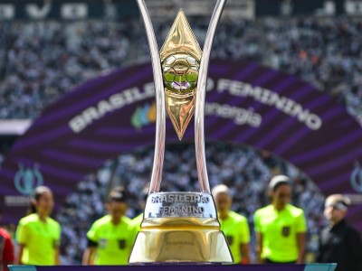 Corinthians e São Paulo iniciam decisão do Brasileirão Feminino em clássico paulista