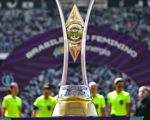 Corinthians e São Paulo iniciam decisão do Brasileirão Feminino em clássico paulista