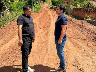 Prefeito de Coelho Neto, Bruno Silva, passou o sábado com muito trabalho, acompanhando situações de várias ruas da cidade  