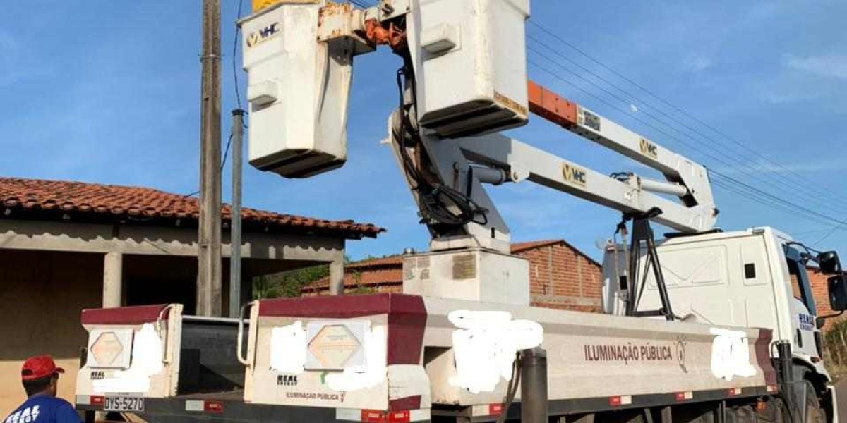Prefeitura realiza manutenção de iluminação pública em Gonçalves Dias