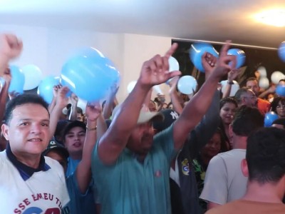 Vereador Durval arrasta uma multidão de pessoas no lançamento de sua pré-campanha, em Caxias 