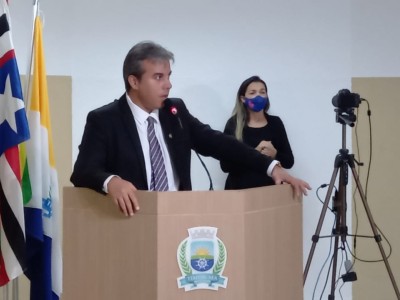 Thiago Carvalho pede prioridade na imunização de profissionais da Segurança, Educação e participantes da Força-tarefa de Timon
