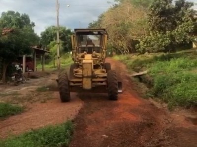 Prefeitura inicia recuperação de diversos trechos de estradas da zona rural de Matões