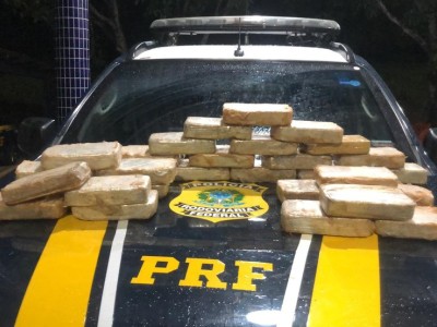 Mais de trinta quilos de pasta base de cocaína são apreendidos na BR-226