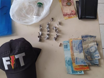 Polícia Militar realiza prisão de suspeitos durante Operação Bairro Seguro no Campo de Belém