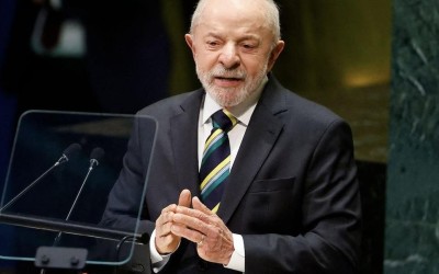 Lula abre sigilos bancário e telefônico seu e da família ao TSE e desafia Flávio a fazer o mesmo