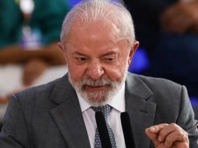 Lula sanciona lei que amplia isenção do Imposto de Renda