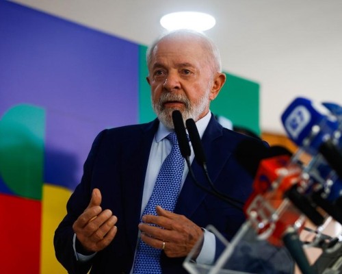 Lula vai pedir ao TSE horário maior de votação após denúncias sobre falta de ônibus