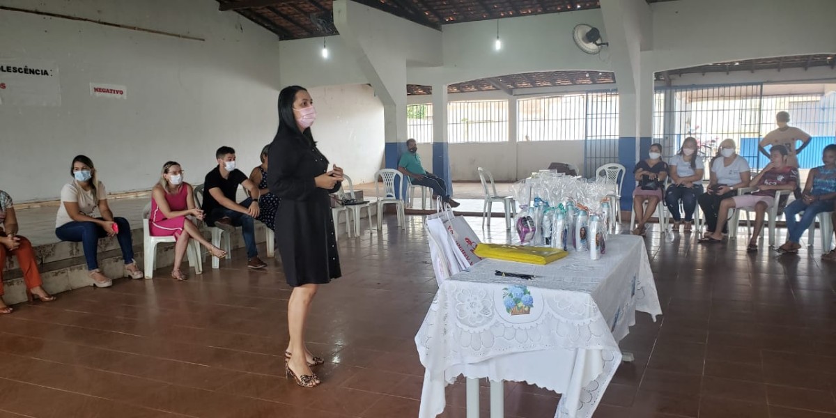Secretaria de Saúde e Assistência Social promove palestra com pais e alunos em Gonçalves Dias