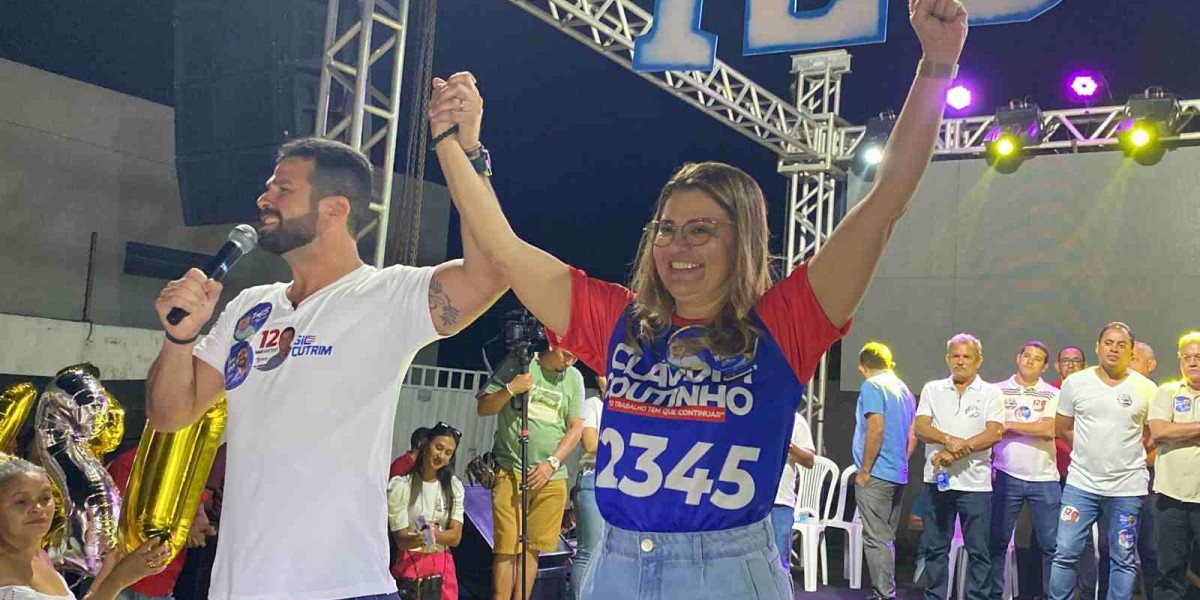 Claudia Coutinho reúne centenas de pessoas e autoridades no lançamento de sua candidatura à deputada estadual em Caxias