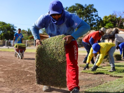 Construção do Estádio Municipal do povoado Santa Luzia segue em ritmo acelerado