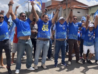 Dr. Orlando realiza grande caminhada pelas ruas de Caxias e demonstra força política